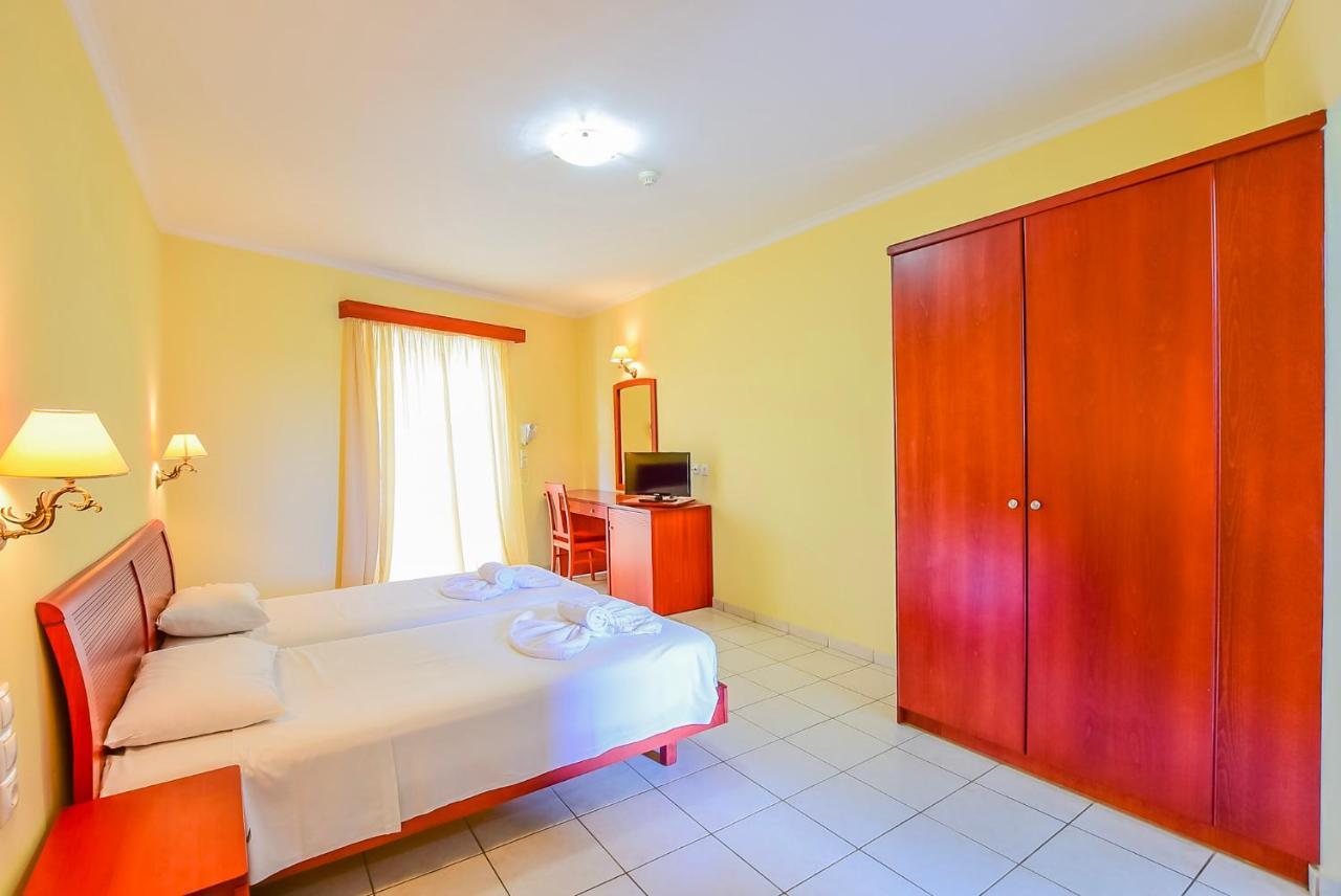 Timos Hotel Laganász Kültér fotó