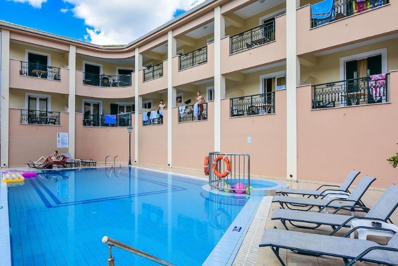 Timos Hotel Laganász Kültér fotó